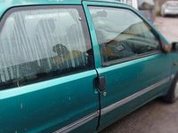 Usata Peugeot 106 1998 Verde Utilitaria