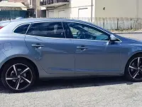 Usata Volvo V40 R-Design 150 CV (110 kW) 2016 Grigio Berlina