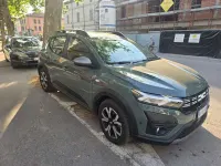 Usata Dacia Sandero Expression 91 CV (66 kW) 2023 Verde Berlina