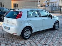 Usata Fiat Punto Street 75 CV (55 kW) 2014 Bianco Berlina