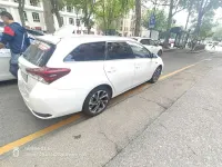 Gebraucht Toyota Auris Hybrid Lounge 99 PS (72 kW) 2016 Kombi