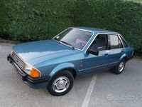 Usata Ford Escort 69 CV (50 kW) 1982 Blu Berlina