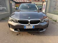 Usata BMW 316 Advantage 122 CV (89 kW) 2021 Grigio scuro Station wagon