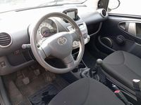 Usata Toyota Aygo Connect Style 68 CV (50 kW) 2014 Grigio Utilitaria