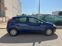 Usata Fiat Grande Punto Dynamic 65 CV (47 kW) 2007 Bluazzurro Utilitaria