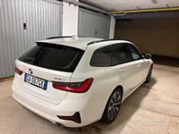 Usata BMW 318 Luxury Line 150 CV (110 kW) 2019 Bianco Station wagon