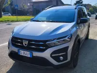 Usata Dacia Jogger Extreme 101 CV (74 kW) 2022 Argento Monovolume