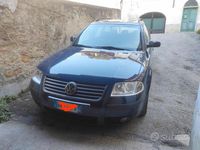 Usata VW Passat 130 CV (95 kW) 2002 Blu Station wagon