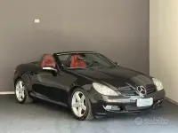 Usata Mercedes SLK200 163 CV (119 kW) 2004 Nero Cabrio
