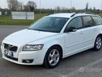 Usata Volvo V50 116 CV (85 kW) 2012 Bianco Station wagon