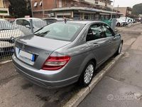 Usata Mercedes C220 170 CV (125 kW) 2008 Grigio Berlina