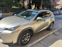 Usata Lexus NX300h Luxury Line 155 CV (114 kW) 2017 Argento SUV
