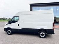 Usata Iveco Daily 136 CV (100 kW) 2021 Bianco Furgone