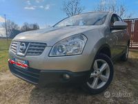 Usata Nissan Qashqai Tekna 106 CV (77 kW) 2007 Grigio SUV