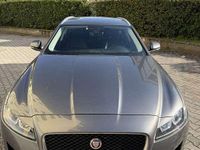 Usata Jaguar XF 180 CV (132 kW) 2019 Grigio Station wagon