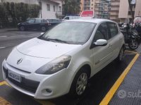 Usata Renault Clio II Luxe 100 CV (73 kW) 2010 Bianco Utilitaria
