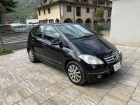 Usata Mercedes A180 Premium 109 CV (80 kW) 2011 Nero Utilitaria