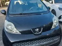Usata Peugeot 107 68 CV (50 kW) 2011 Nero Utilitaria