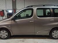 usata Toyota Yaris Verso 1.4 Tdi Neopatentato