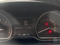 Usata Peugeot 208 102 CV (75 kW) 2018 Blu Utilitaria