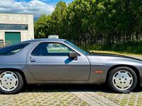 Usata Porsche 928 310 CV (228 kW) 1986 Grigio Coupé