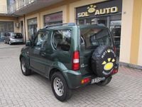 Usata Suzuki Jimny 86 CV (63 kW) 2010 Verde SUV