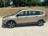 Usata Dacia Lodgy Stepway 109 CV (80 kW) 2019 Marrone Monovolume