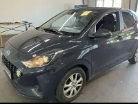 Usata Hyundai i10 67 CV (49 kW) 2021 Grigio finanza perlato Utilitaria