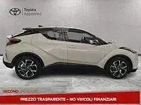 Usata Toyota C-HR Style 122 CV (89 kW) 2017 Bianco SUV