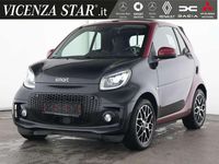 Usata Smart ForTwo Electric Drive 41 kW (56 CV) 2024 Nero / rosso Cabrio