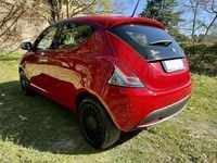 Usata Lancia Ypsilon Silver 69 CV (50 kW) 2021 Utilitaria