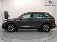 Usata VW Tiguan Life 122 CV (89 kW) 2023 Grigio SUV