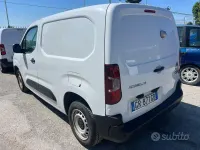Usata Fiat Doblò 102 CV (75 kW) 2023 Bianco Monovolume
