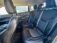 Usata Jeep Compass Opening Edition 140 CV (102 kW) 2017 Grigio SUV