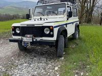 Usata Land Rover Defender 109 CV (80 kW) 1990 SUV
