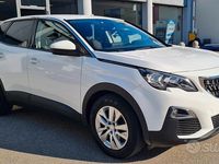 Usata Peugeot 3008 Active 2018 Bianco SUV