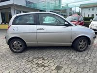 Usata Lancia Ypsilon 69 CV (50 kW) 2006 Argento Utilitaria
