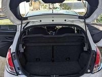 Usata Lancia Ypsilon 80 CV (58 kW) 2014 Bianco Utilitaria