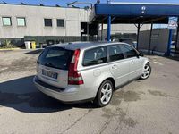 Usata Volvo V50 Summum 136 CV (100 kW) 2005 Argento Station wagon