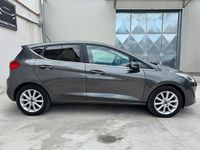 Usata Ford Fiesta 86 CV (63 kW) 2019 Grigio Utilitaria