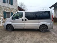 Usata Renault Trafic 145 CV (106 kW) 2007 Grigio Monovolume