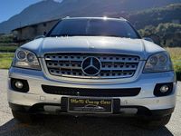 Usata Mercedes ML320 224 CV (164 kW) 2006 Grigio SUV