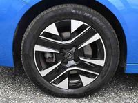 Usata Peugeot 208 Allure 101 CV (74 kW) 2024 Blu Utilitaria