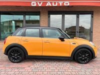 Usata Mini ONE 102 CV (75 kW) 2016 Arancione Utilitaria