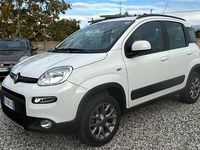 Usata Fiat Panda 4x4 S 85 CV (62 kW) 2016 Bianco Utilitaria