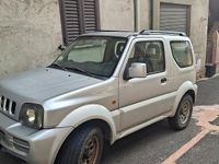 Usata Suzuki Jimny 85 CV (62 kW) 2007 Grigio SUV