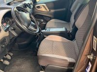 Begagnad Peugeot Partner Tepee Outdoor 92 HK (67 kW) 2014 Brun Minibuss