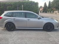 Usata Subaru Legacy Trend 150 CV (110 kW) 2011 Grigio Station wagon