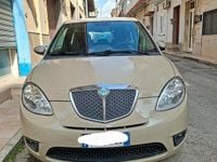 Usata Lancia Ypsilon 95 CV (69 kW) 2012 Marrone Utilitaria