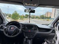 Usata Fiat Doblò 90 CV (66 kW) 2019 Bianco Monovolume